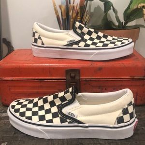 Vans original checkered slip on. No box